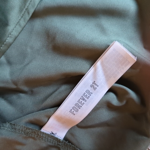 Forever 21 Slip Tank Top Lacy Satin Green Women's Size Medium Fairy - Picture 7 of 8